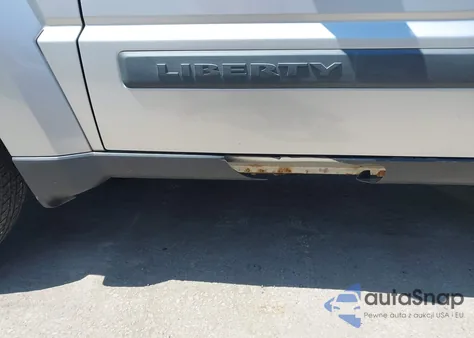 2009 Jeep Liberty Sport z USA, uszkodzony, nr VIN 1J8GN28K39W533593